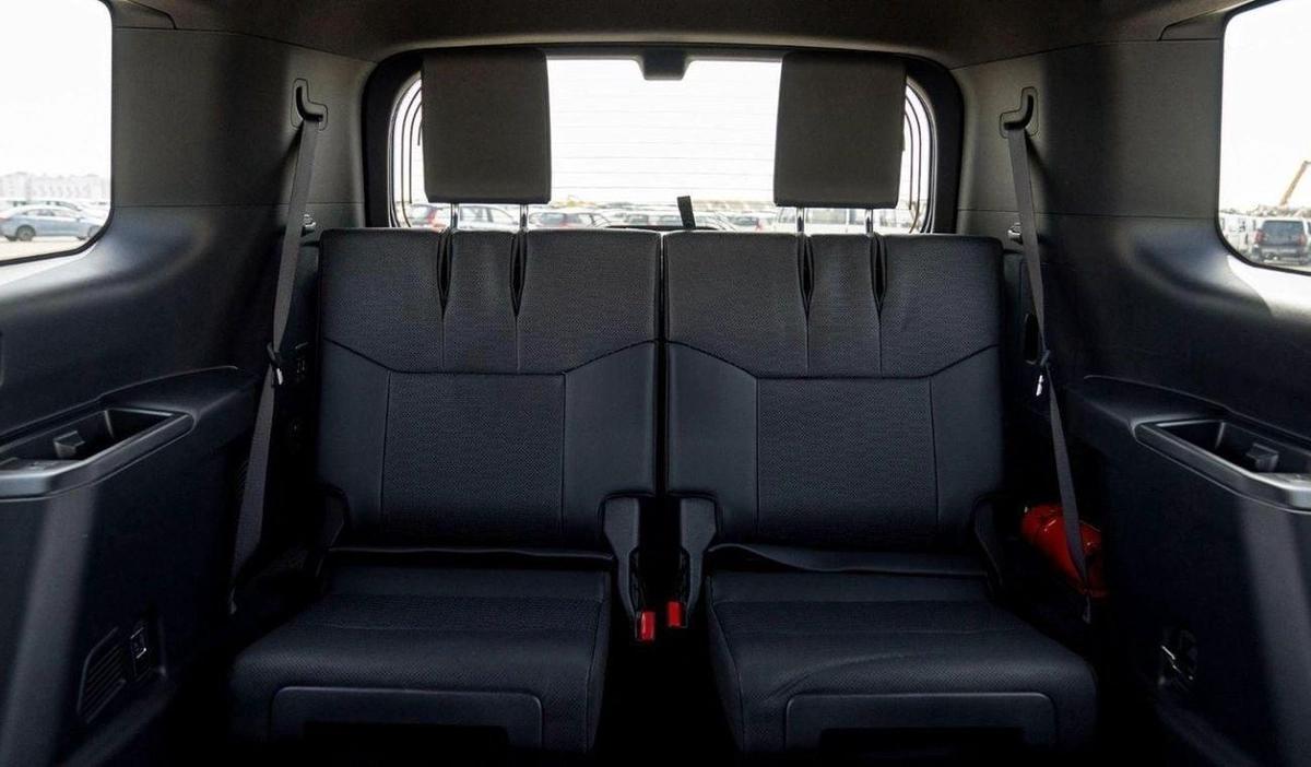 Toyota Prado TOYOTA PRADO 250 WX+ LUXURY 2.8D AT MY2025 – GREY-14-14