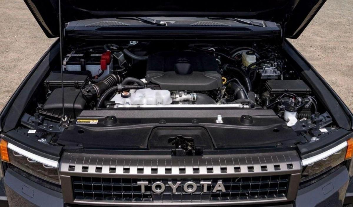 Toyota Prado TOYOTA PRADO 250 WX+ LUXURY 2.8D AT MY2025 – GREY-17-17