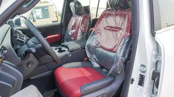 Toyota Land Cruiser VXR TWIN TURBO 3.5L HYBRID