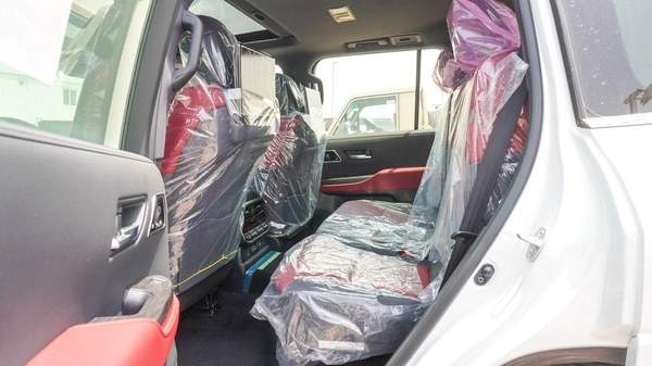 Toyota Land Cruiser VXR TWIN TURBO 3.5L HYBRID
