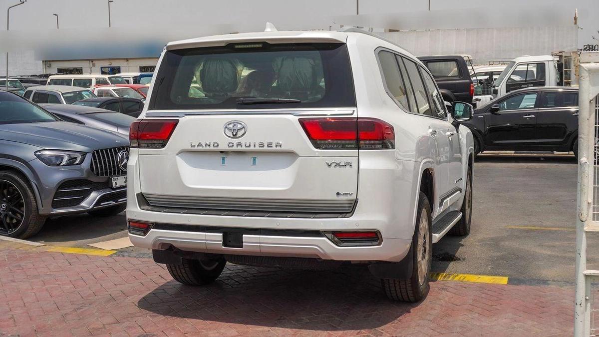 Toyota Land Cruiser VXR TWIN TURBO 3.5L HYBRID-21-21