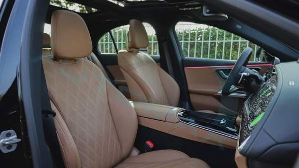 2026 Mercedes-Benz E 300 AMG EQ Boost 2.0T RWD GCC 0Km With 2 Years Unlimited Mileage Warranty