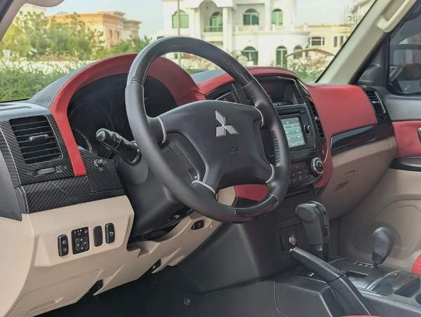 MITSUBISHI PAJERO 2016 MODIFIED SIGNATURE EDITION GLS MID V6 3.5L GCC IN EXCELLENT CONDITION