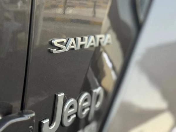 Jeep Wrangler Sahara 3.6L A/T (5 Seater)