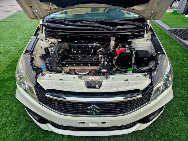 Suzuki Ciaz CIAZ GLX/ 1.5L GCC/ LOW MILEAGE/ 2 KEYS/ IMMACULATE CONDIITON