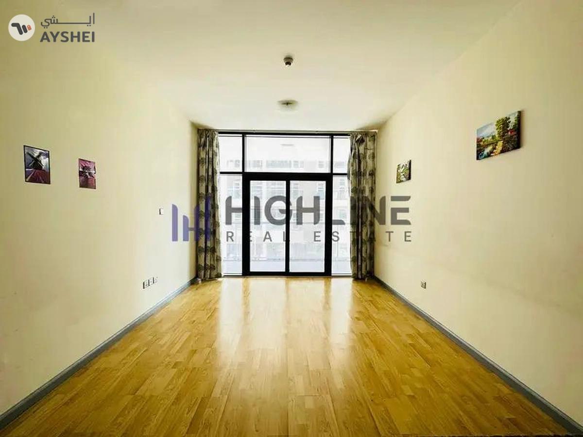 Spacious 1 Bedroom | Family building | Near Park-0-0