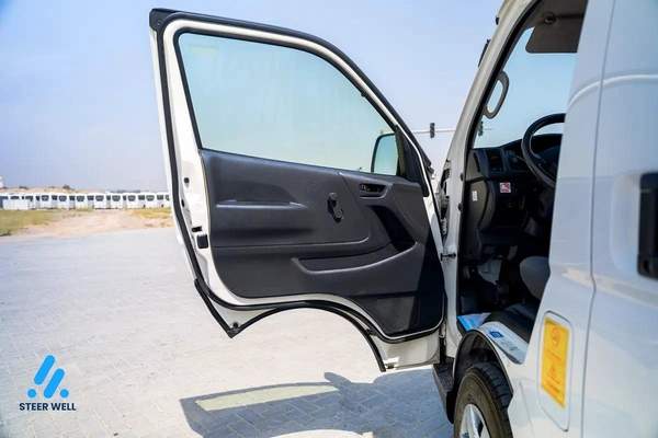 Toyota Hiace GL 2022 - GCC Specs - Excellent Condition