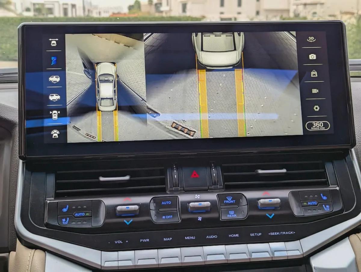 Toyota Land Cruiser GXR TOP 2015 Facelifted 2025 With Interior and Exterior - GCC Specs --9-9