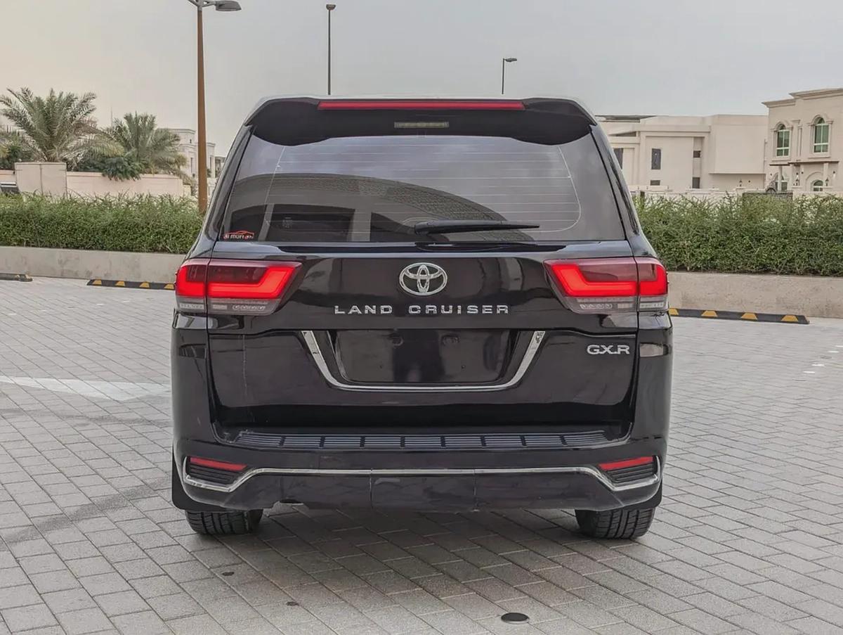 Toyota Land Cruiser GXR TOP 2015 Facelifted 2025 With Interior and Exterior - GCC Specs --18-18
