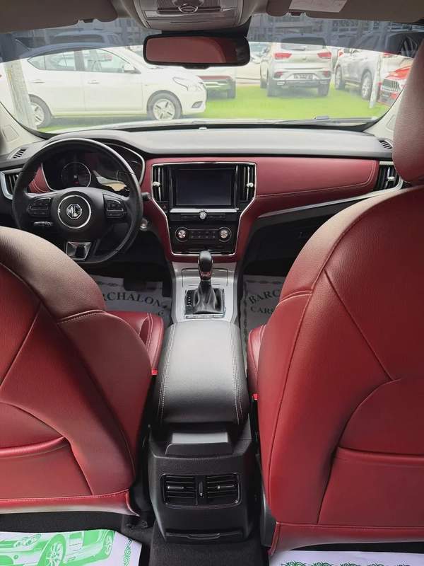 MG RX5 Luxury 2023 - GCC Specs - Excellent Conditio-ORIGINAL PAINT
