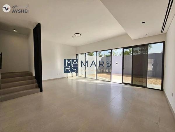 3-Bedroom Townhouses in Robinia, Masaar