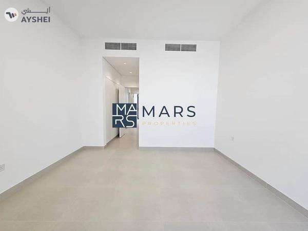 3-Bedroom Townhouses in Robinia, Masaar