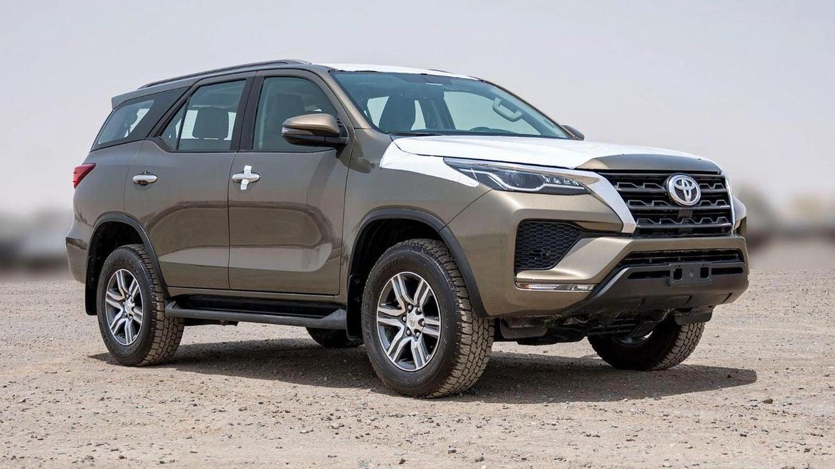 Toyota Fortuner GX2 4X4 Diesel 2.4L-1-1