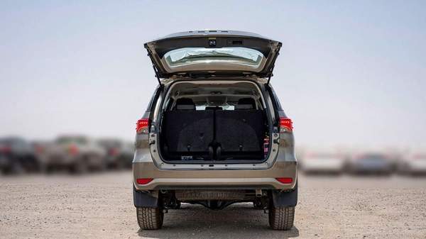 Toyota Fortuner GX2 4X4 Diesel 2.4L