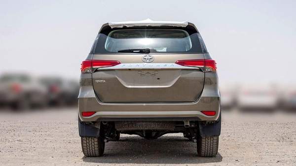 Toyota Fortuner GX2 4X4 Diesel 2.4L