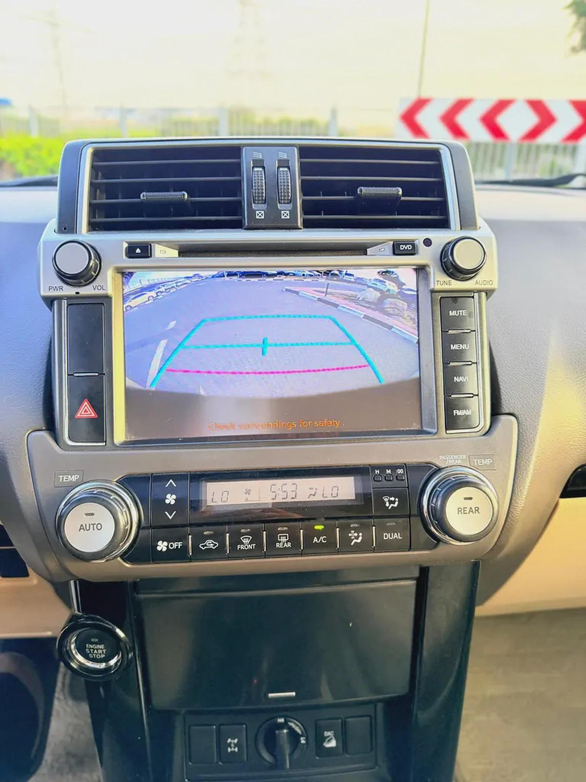 Toyota Prado GXR 2016 - GCC Specs - Reliable and Ready for Adventure-9-9