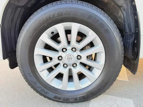 Toyota Prado GXR 2016 - GCC Specs - Reliable and Ready for Adventure