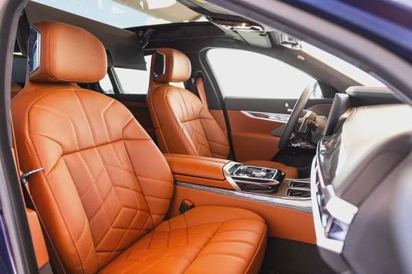 BMW 740i M Sport Individual – 2026 | GCC | Only 3,745 KM | AED 449,000