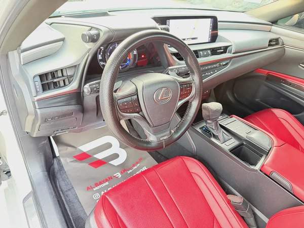 لكزس ES350 اف سبورت ذهبي / احمر خليجي الفطيم Lexus ES 350 F SPORT 2019 - GCC Specs -