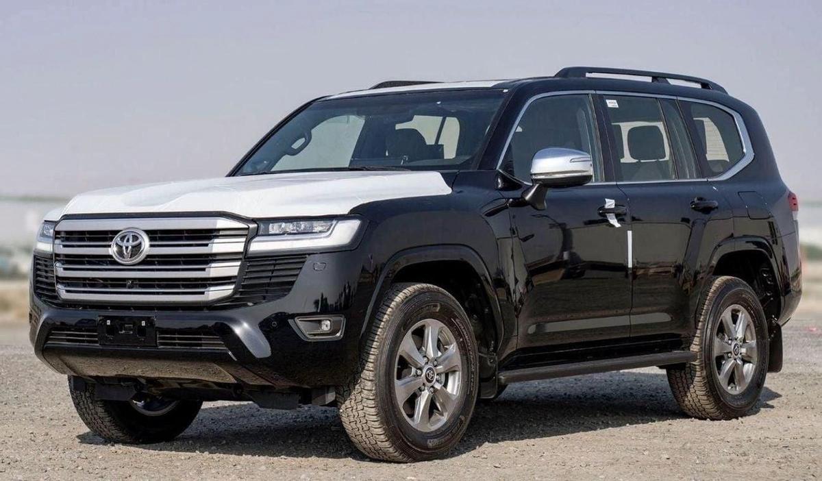Toyota Land Cruiser TOYOTA LANDCRUISER LC 300 VX 3.5 PETROL TWIN TURBO-0-0