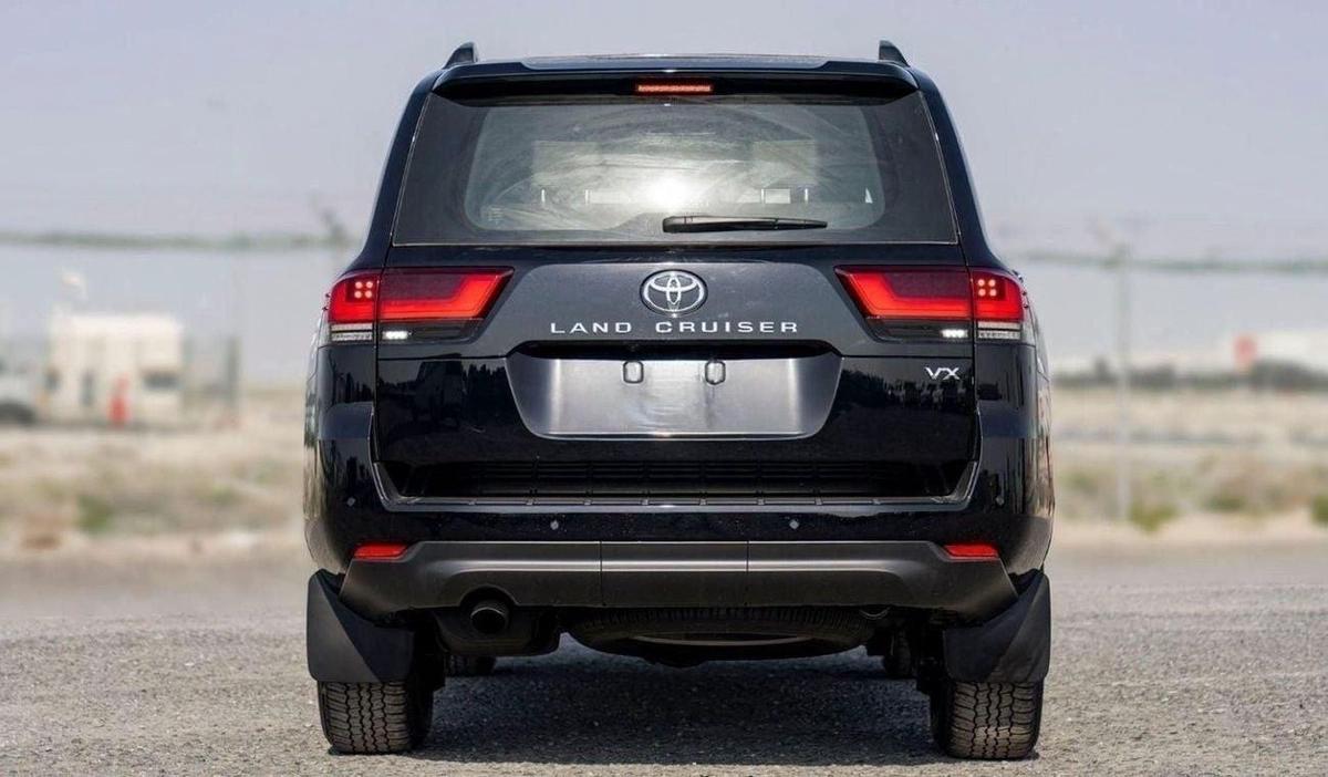 Toyota Land Cruiser TOYOTA LANDCRUISER LC 300 VX 3.5 PETROL TWIN TURBO-2-2