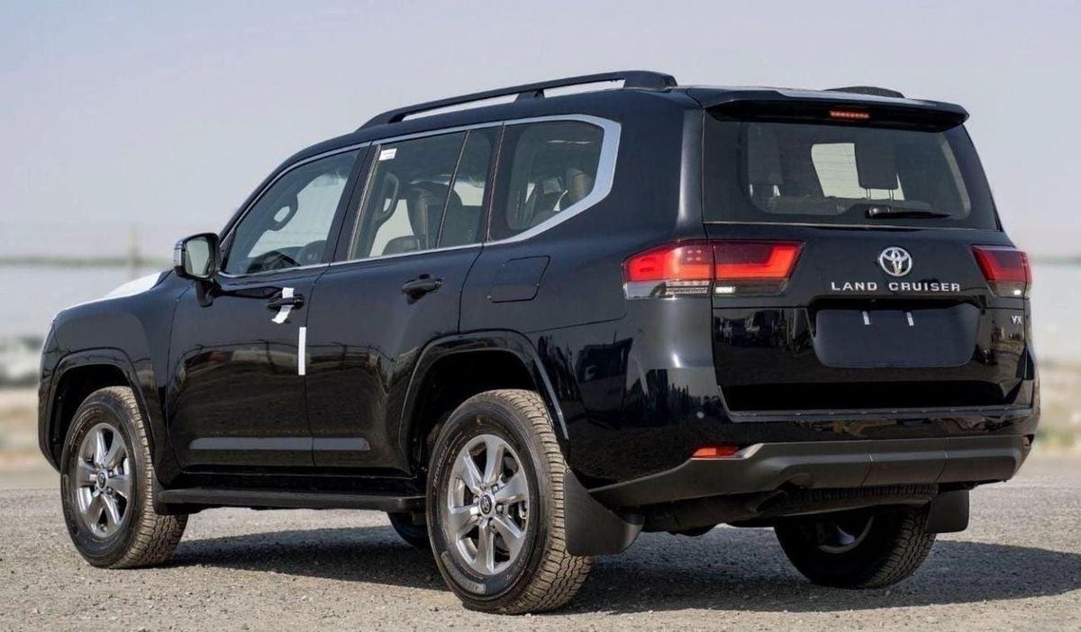Toyota Land Cruiser TOYOTA LANDCRUISER LC 300 VX 3.5 PETROL TWIN TURBO-3-3