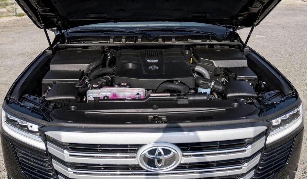 Toyota Land Cruiser TOYOTA LANDCRUISER LC 300 VX 3.5 PETROL TWIN TURBO-17-17