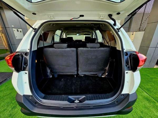 Toyota Rush EX/ PASSENGER 7 SEATS/ LOW MILEAGE