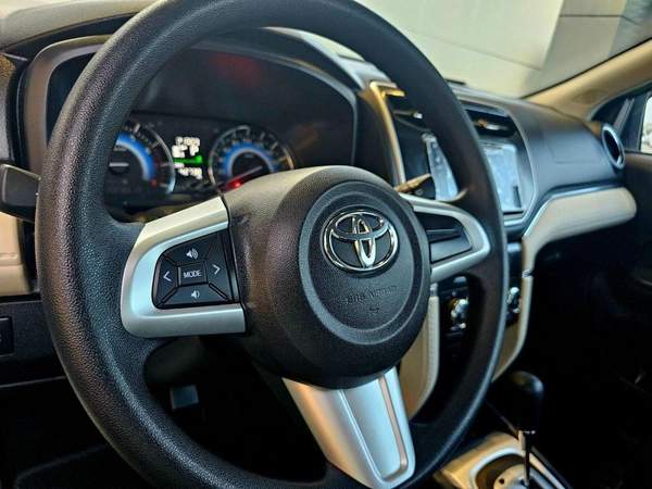 Toyota Rush EX/ PASSENGER 7 SEATS/ LOW MILEAGE