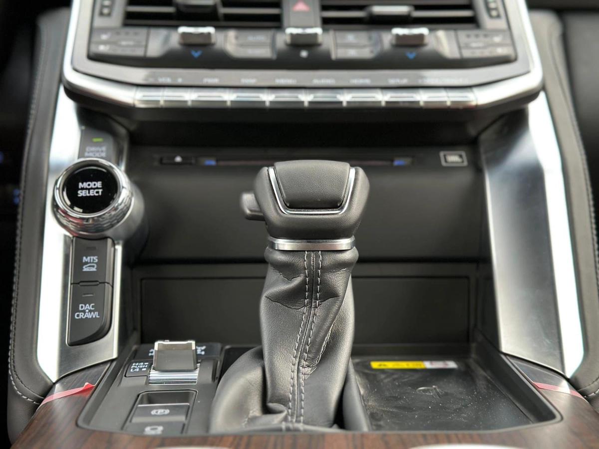 Land Cruiser 3.5T VXR-5-5