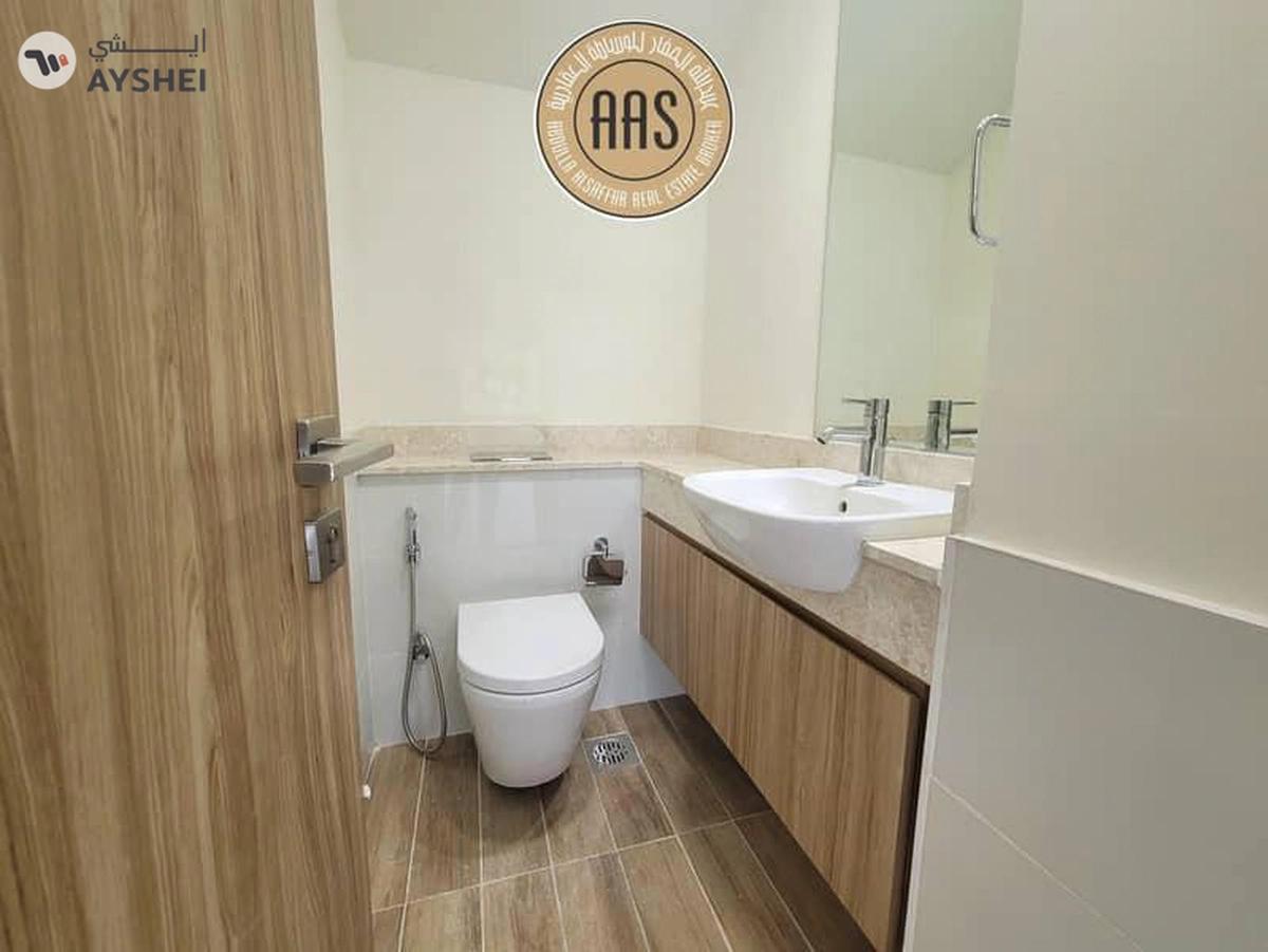 PRIME LOCATION BEAUTIFUL 3BED+MAID VILLA AVAILABLE IN AMARANTA 2-1-1