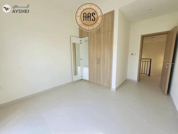 PRIME LOCATION BEAUTIFUL 3BED+MAID VILLA AVAILABLE IN AMARANTA 2