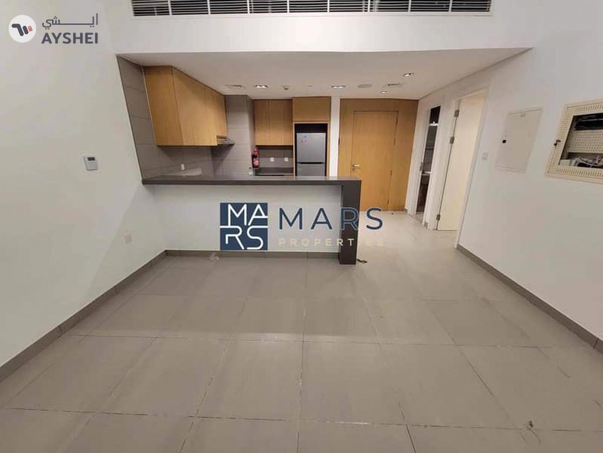 Brand New | Huge balcony | Full View | Easy Access-3-3