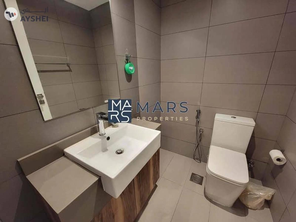 Brand New | Huge balcony | Full View | Easy Access-5-5