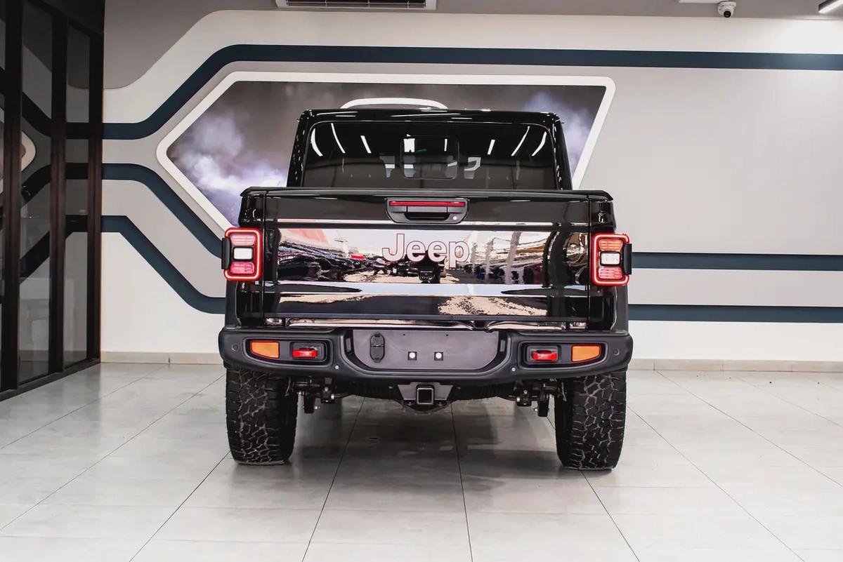 2025 Jeep Gladiator Rubicon V6 - Brand New-4-4