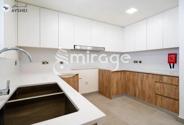 TOWNHOUSE FOR SALE IN NOYA 1, NOYA