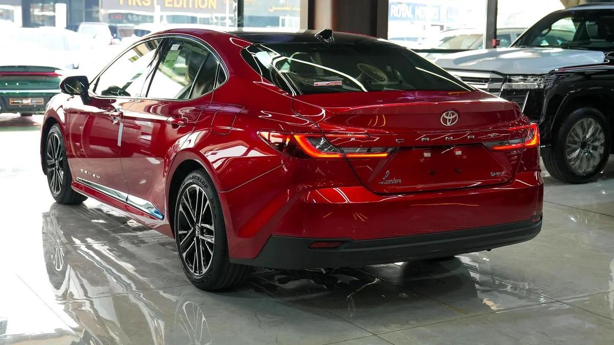 2025 TOYOTA CAMRY LUMIERE 2.5L HYBRID FULL OPTION-12-12