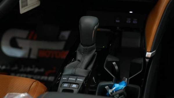 2025 TOYOTA CAMRY LUMIERE 2.5L HYBRID FULL OPTION