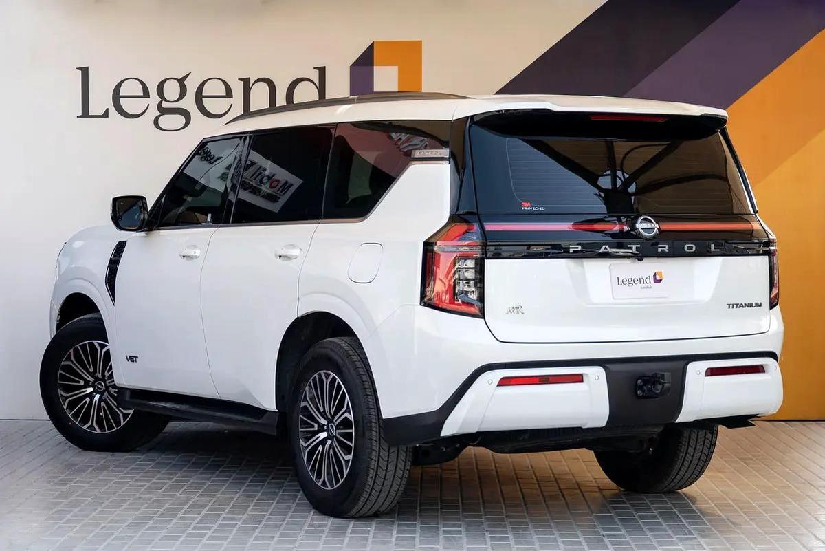Nissan Patrol LE Titanium-2-2