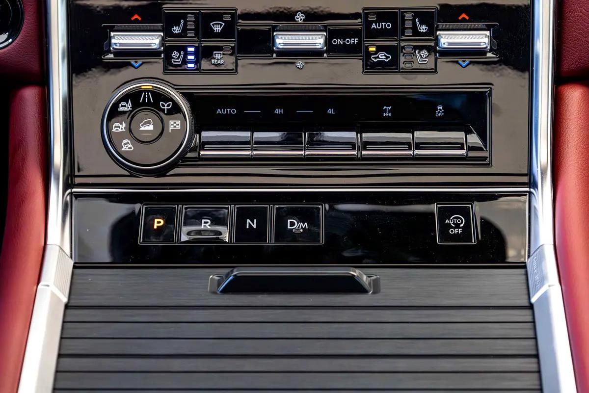 Nissan Patrol LE Titanium-15-15