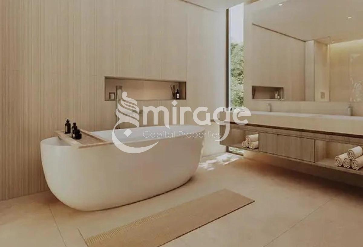 Single Row | Elegant 5BR Villa | Premium Area-1-landscape