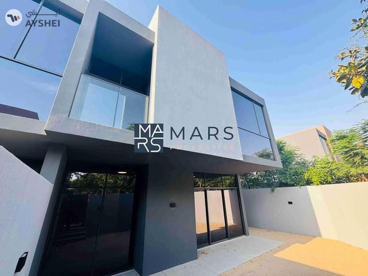 Luxury 4 bedroom townhome for rent corner unit with majlis in Robinia just in 190k-13-13