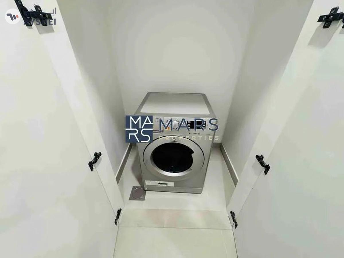 Luxury 4 bedroom townhome for rent corner unit with majlis in Robinia just in 190k-4-4