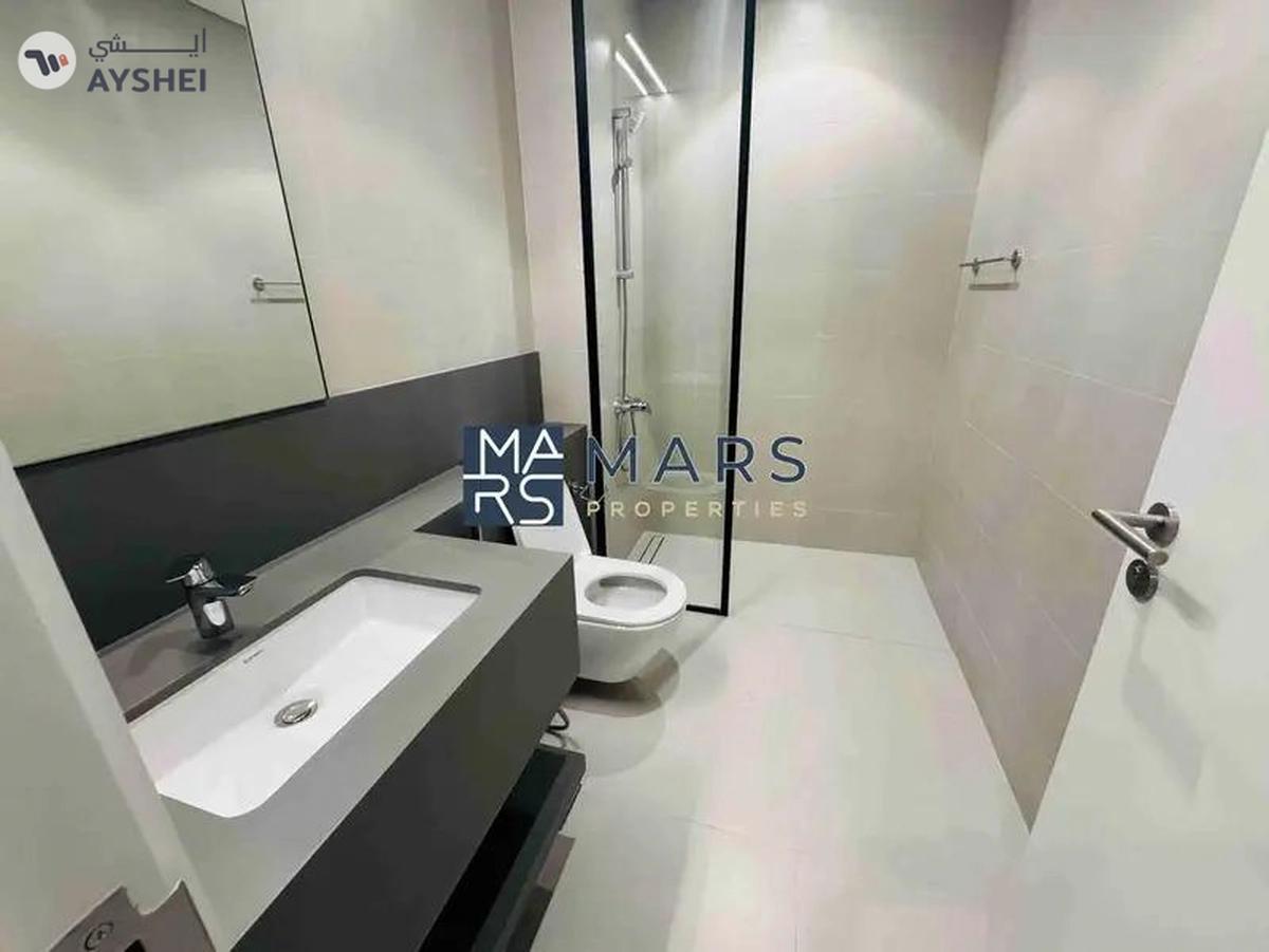 Luxury 4 bedroom townhome for rent corner unit with majlis in Robinia just in 190k-8-8