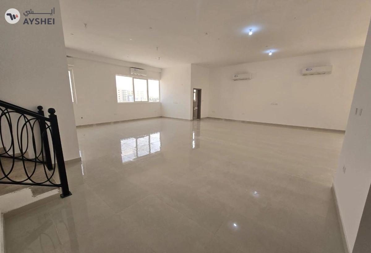 Villa for sale in Shakhbout City-1-landscape