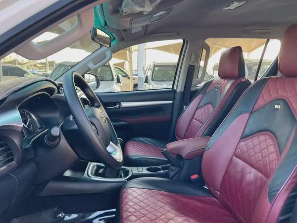 2025 Toyota Hilux Double Cab - GCC Specs - Brand New! Ref#902