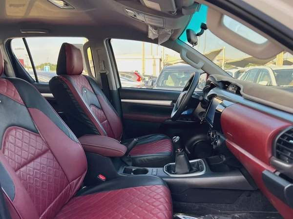 2025 Toyota Hilux Double Cab - GCC Specs - Brand New! Ref#902