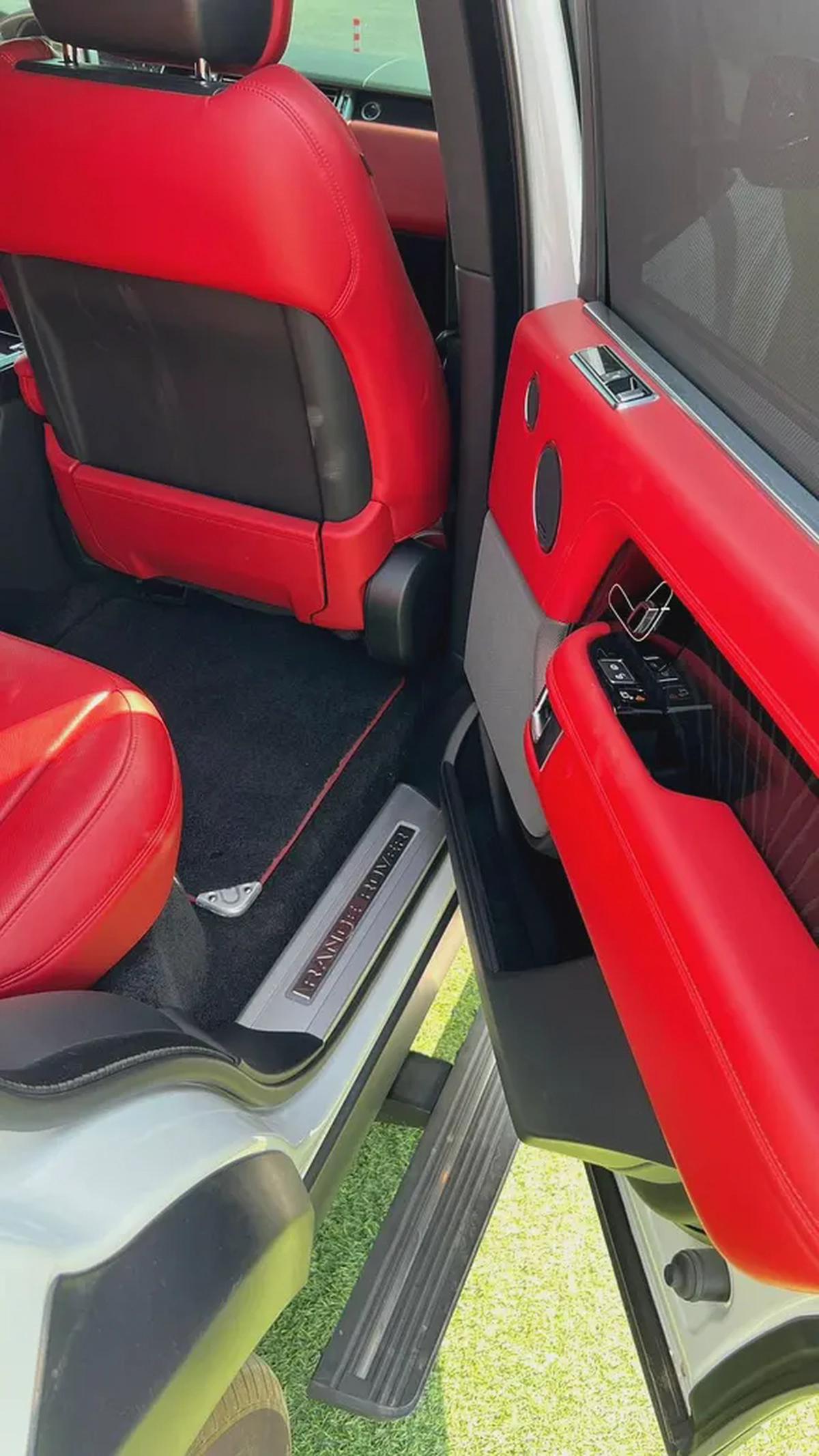 Range Rover vogue L super charged V8 Gcc-12-12
