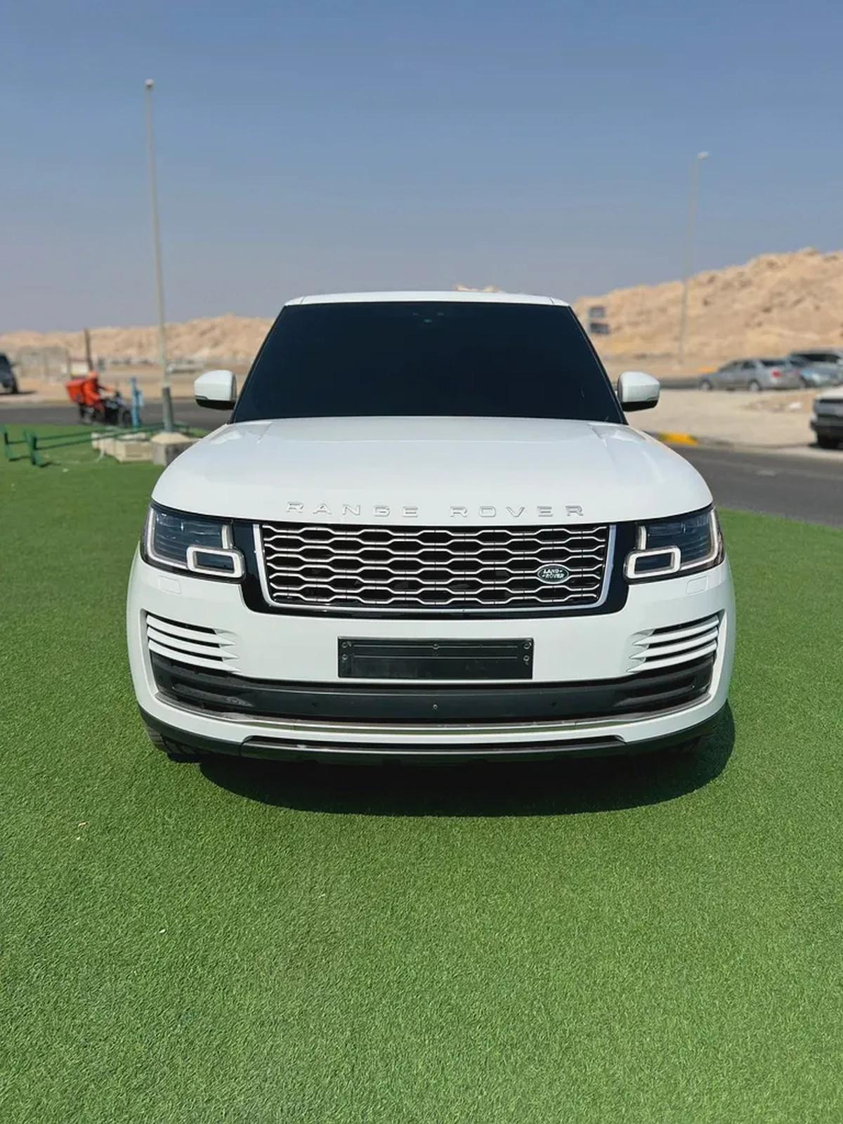 Range Rover vogue L super charged V8 Gcc-14-14