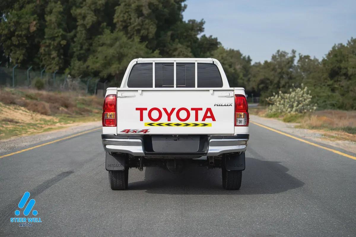 2022 Toyota Hilux GL 2.7L Automatic – GCC Specs Dual Cab | Tough Performance, Ready to Drive Today-6-6